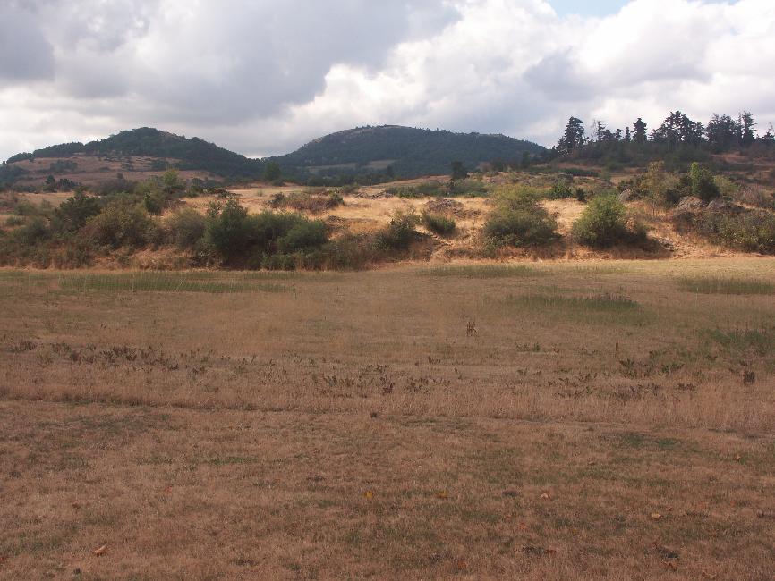 Vue depuis le dolmen de Cournols