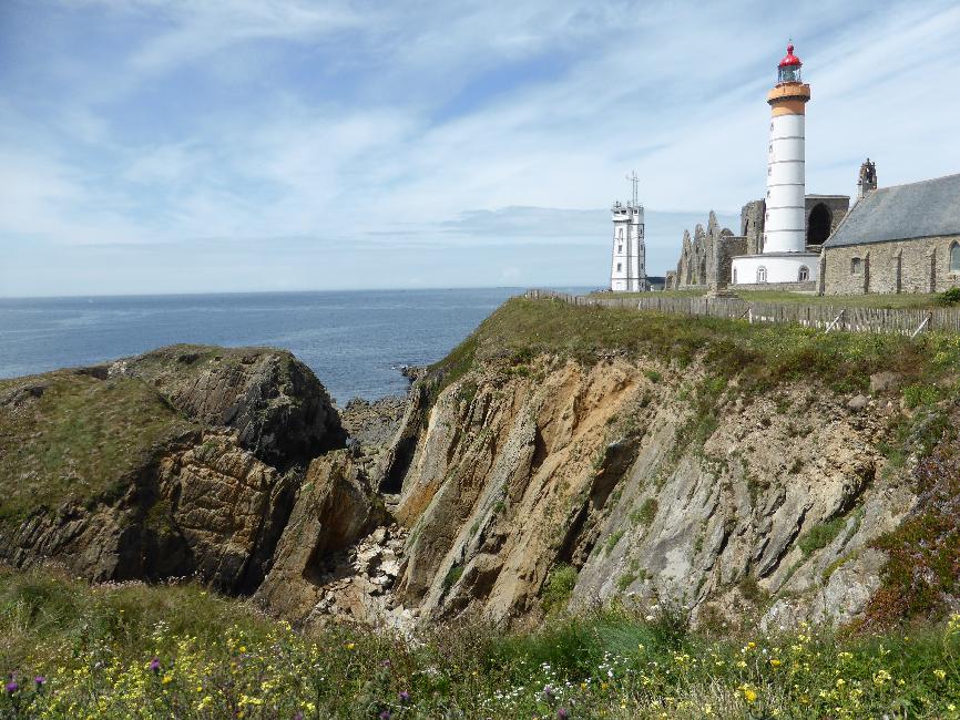 Phare et sémaphore de la pointe Saint-Mathieu