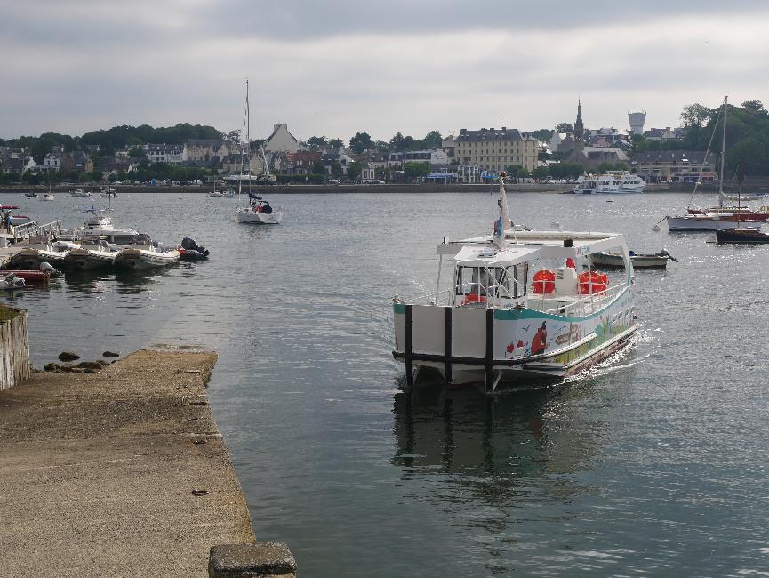 Sainte-Marine, à l'arrivée du bac ; vue vers Bénodet