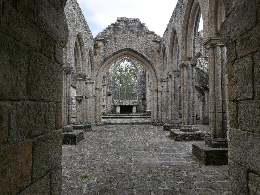 Pont Labbé ; ruine de l'église de Lambour