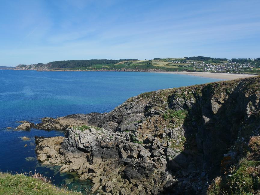 Pointe du Bellec ; vue vers la plage de Trez Bellec