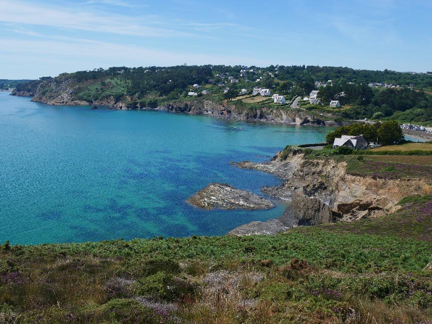 Pointe de Trébéron ; vue sur Postolonnec