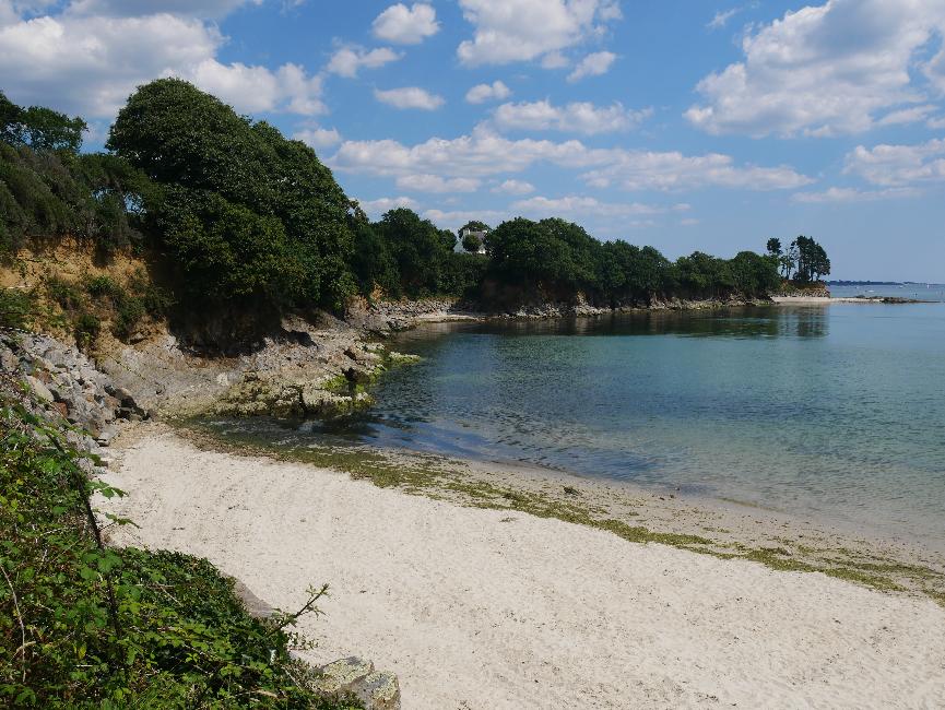 Entre l'anse de Saint-Laurent et Kerleven