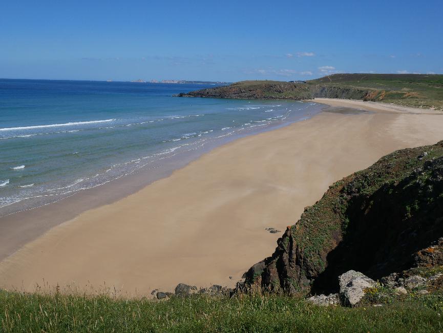 Pointe de Kerdra ; vue vers la pointe de Lost Marc'h