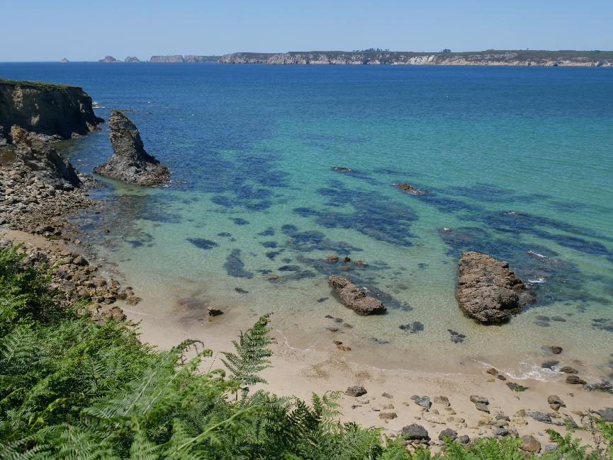 Anse de Dinan ; vue vers la pointe de Pen Hir