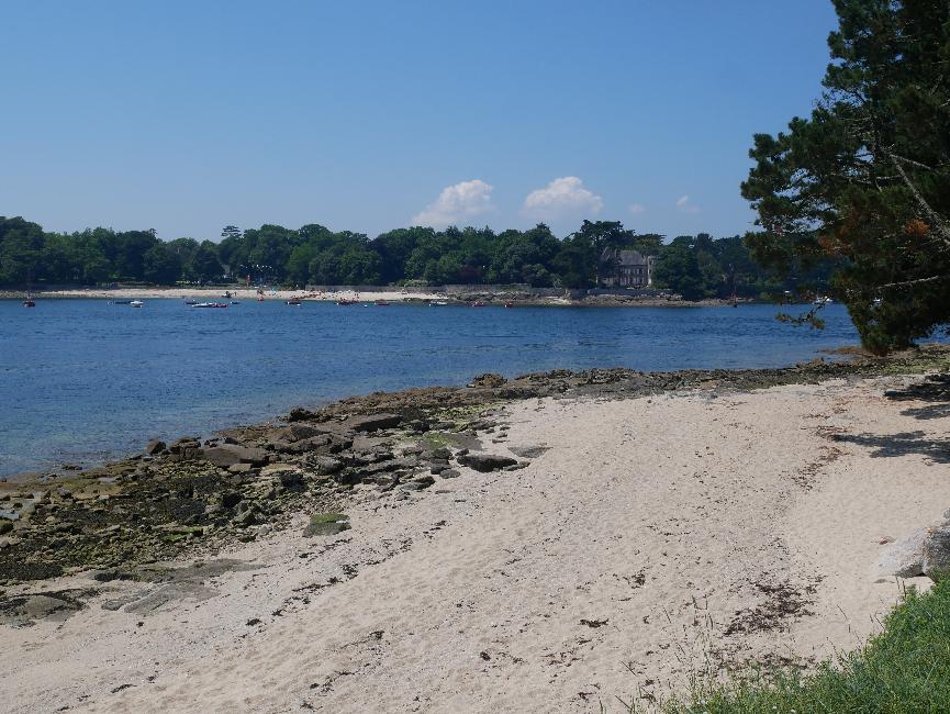 Bénodet ; vue vers Sainte-Marine