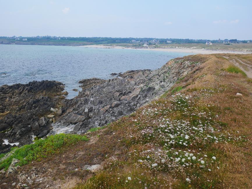 Penn an Enez ; vue sur l'anse du cabestan et Porstarz