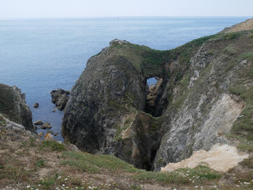 Entre la pointe de Feunteun Aod et la pointe du Raz