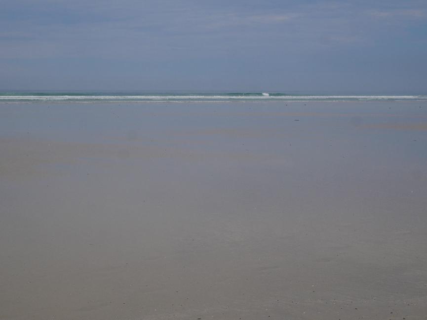 Plovan : l'estran est plat, la mer est loin....