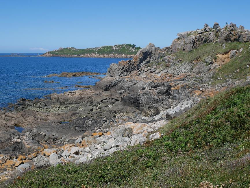 Pointe du Bihit ; vue sur l'île Milliau