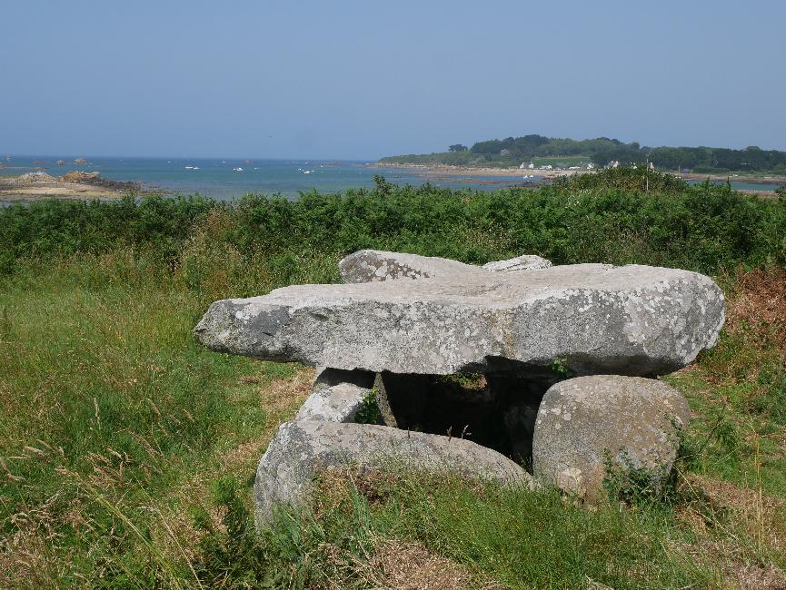 Allée couverte de Men ar Rompet