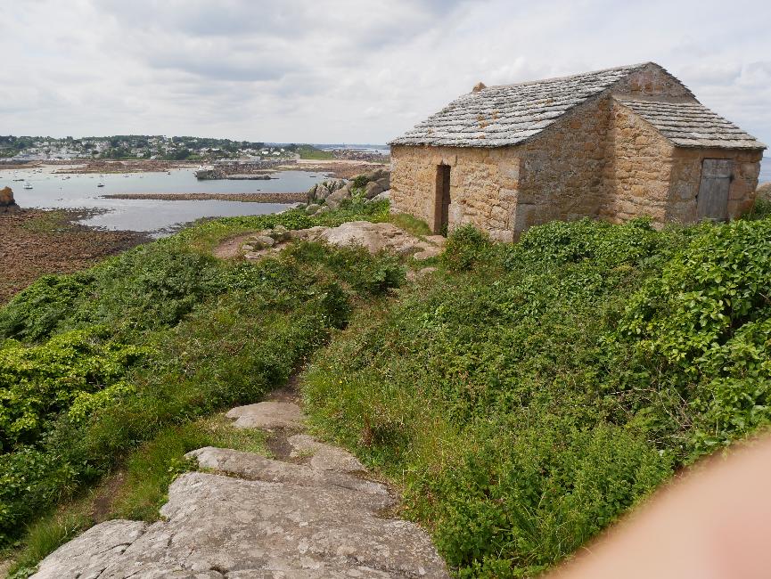Pointe de Primel ; cabane des douaniers