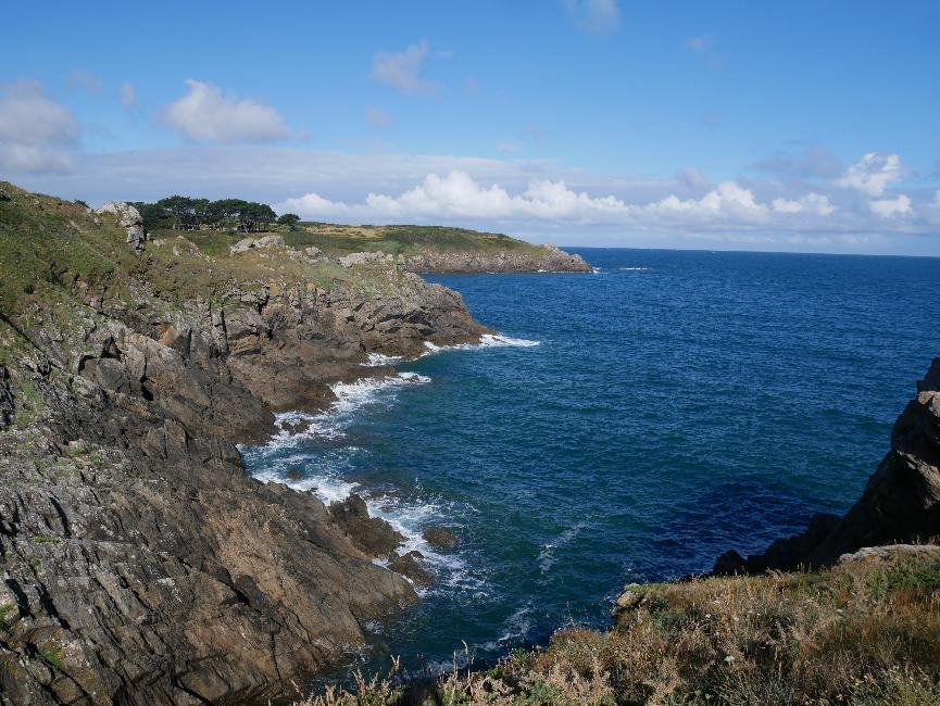 Le Corps de Garde ; vue vers la pointe du Nid