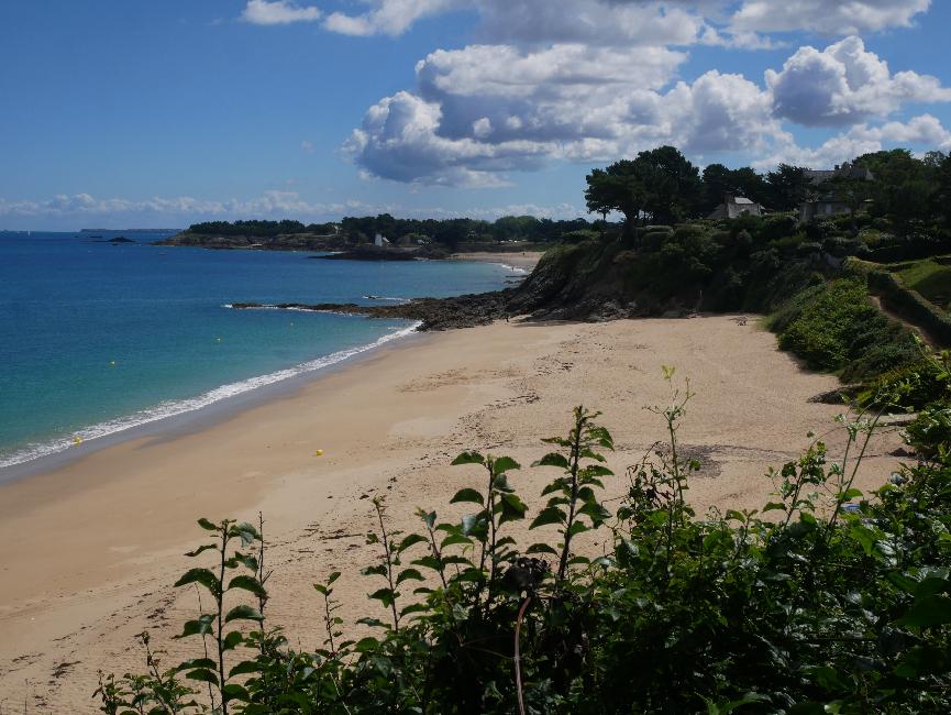 Plage de la Fourberie, plage et amer de Port-Blanc, pointe de la Roche-Pelée