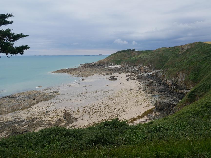 Entre port Morvan et la plage de la Cotentin ; grève du Vauglin
