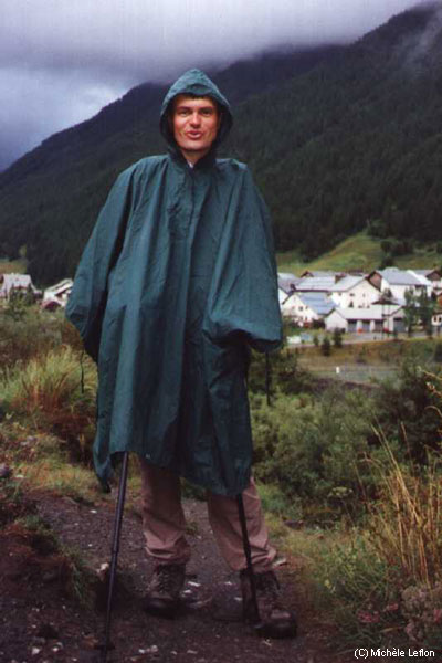 J'ai ainsi l'occasion d'étrenner la cape de pluie...