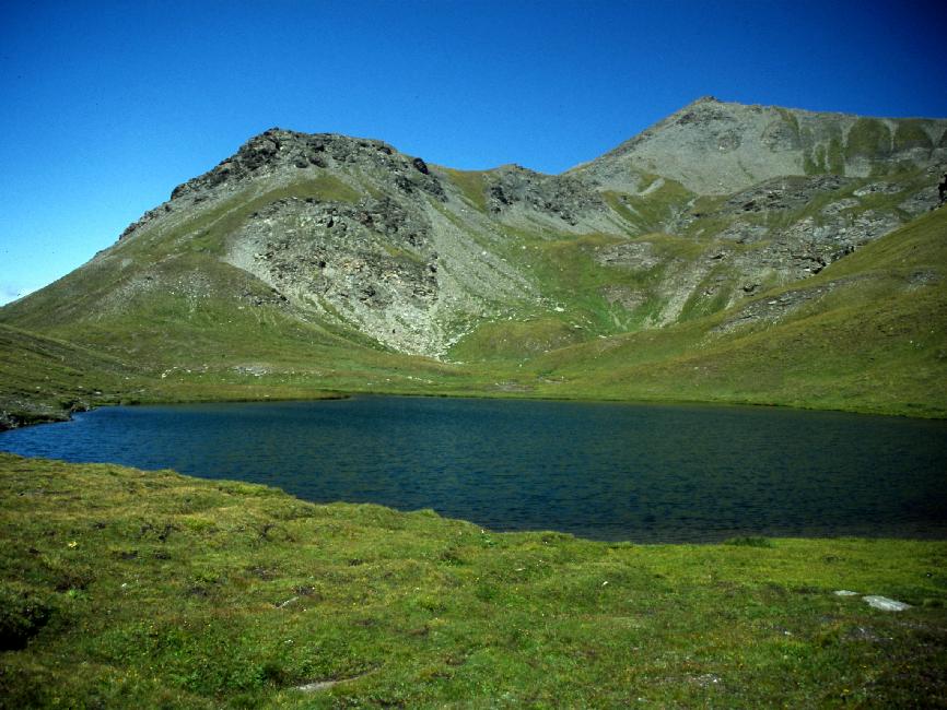 Lac Mézan, le second des trois lacs du Malrif