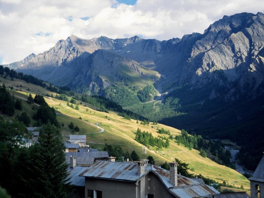 Village de Saint-Véran, au coucher du soleil