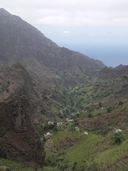 Ribeira Grande ; il ne reste plus qu'à descendre !