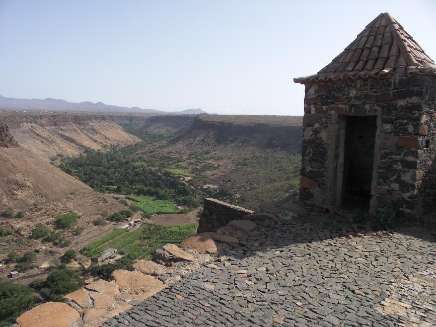 Cidade Velha se trouve à l'embouchure de la Ribeira Grande