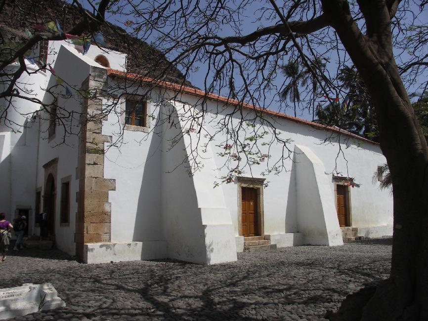 Cidade Velha ; l'église Nossa Senhora da Rosario date de 1495