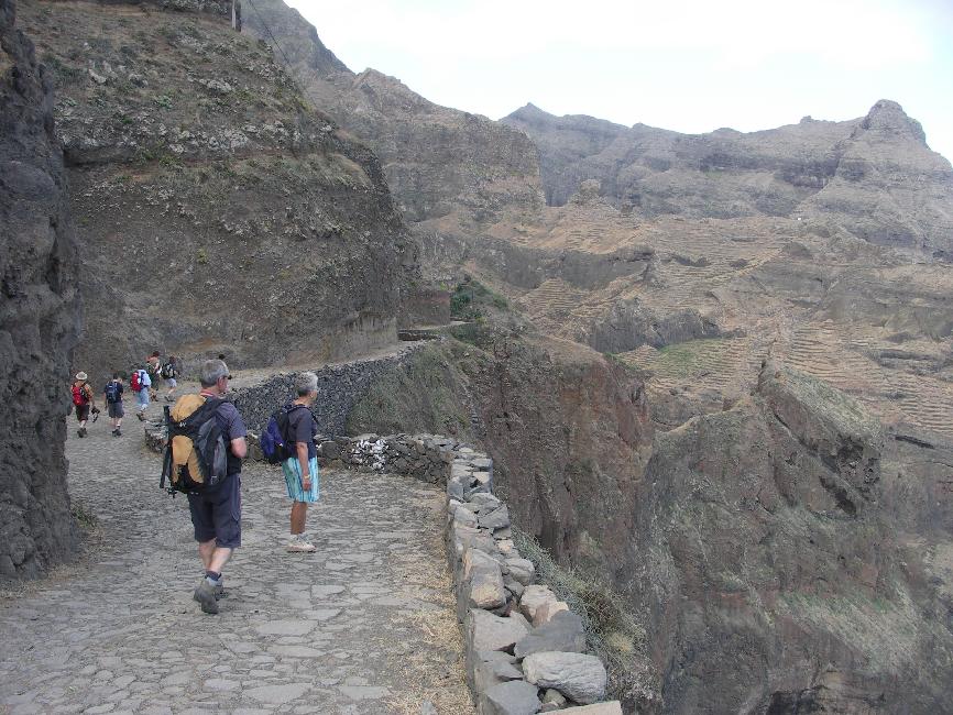 Le groupe approche de Fontainhas