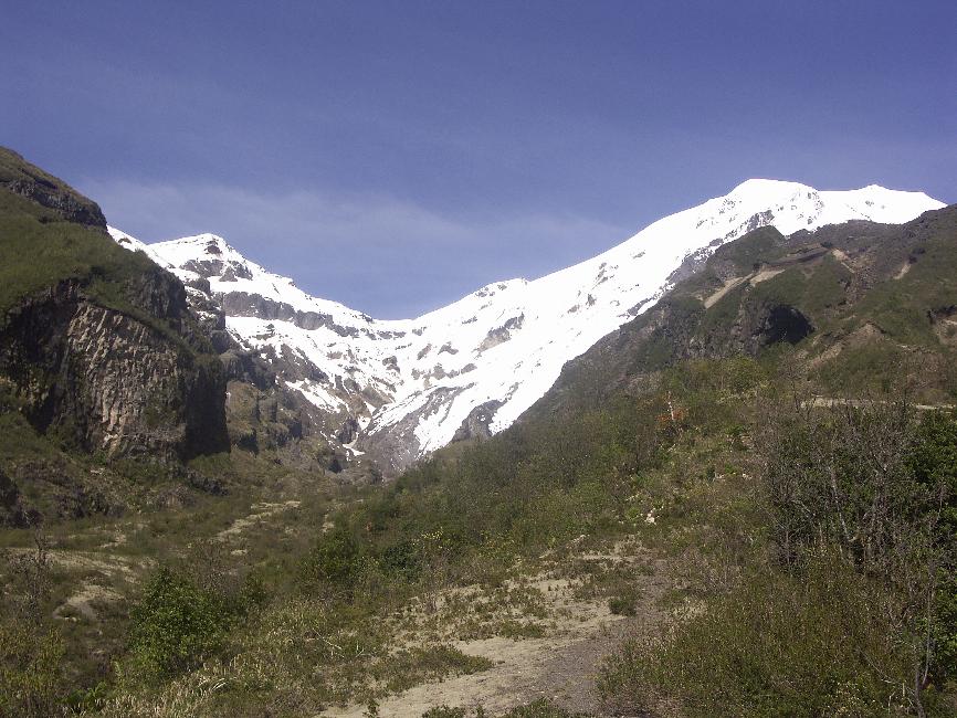 Le cheval nous rapproche du sommet, qui nous paraît bien loin !