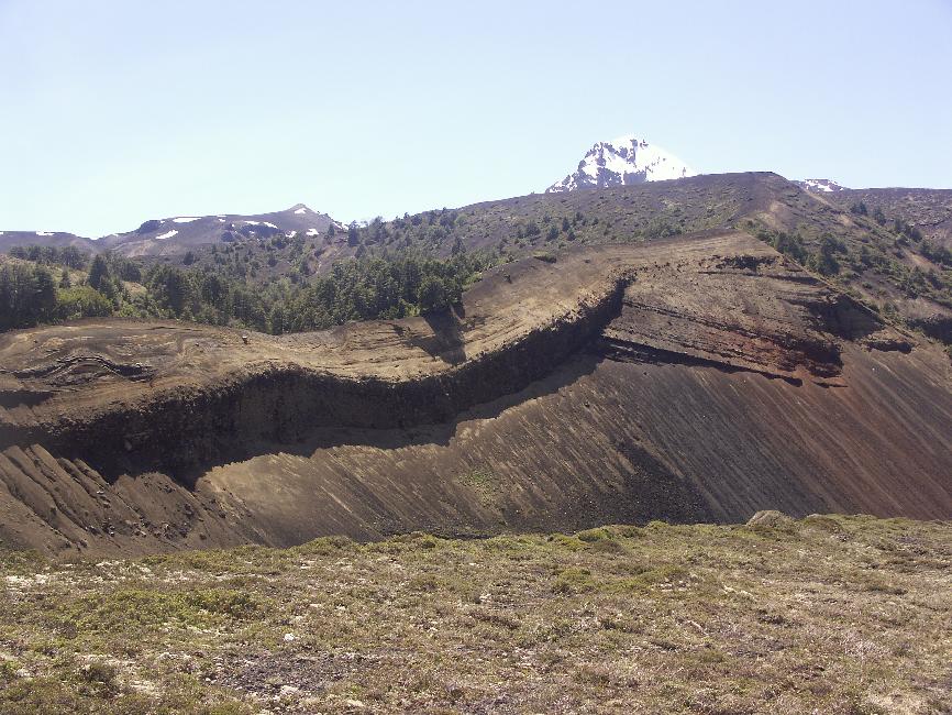 Strates de dépôts de cendres