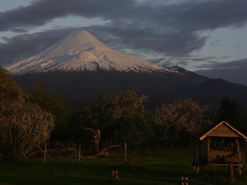 Vue vers l'Osorno, au coucher de soleil