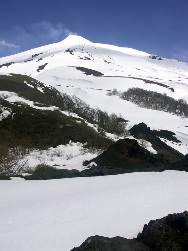 Cratères adventifs sur les flancs du Villarrica