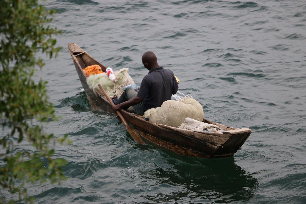 Transport de marchandises sur le lac Kivu