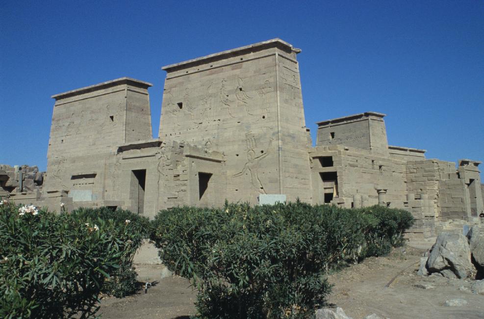L'entrée du temple d'Isis