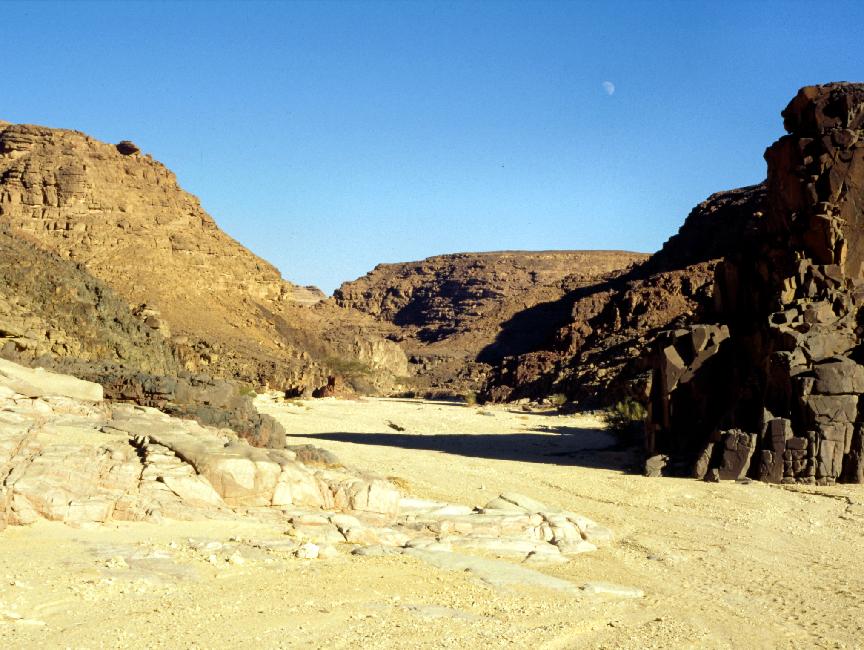 Entrée d'une zone de canyons