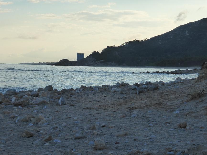 Hospitalet del Infante ; la Cala d'Oques ; vue sur la centrale de Vendellos
