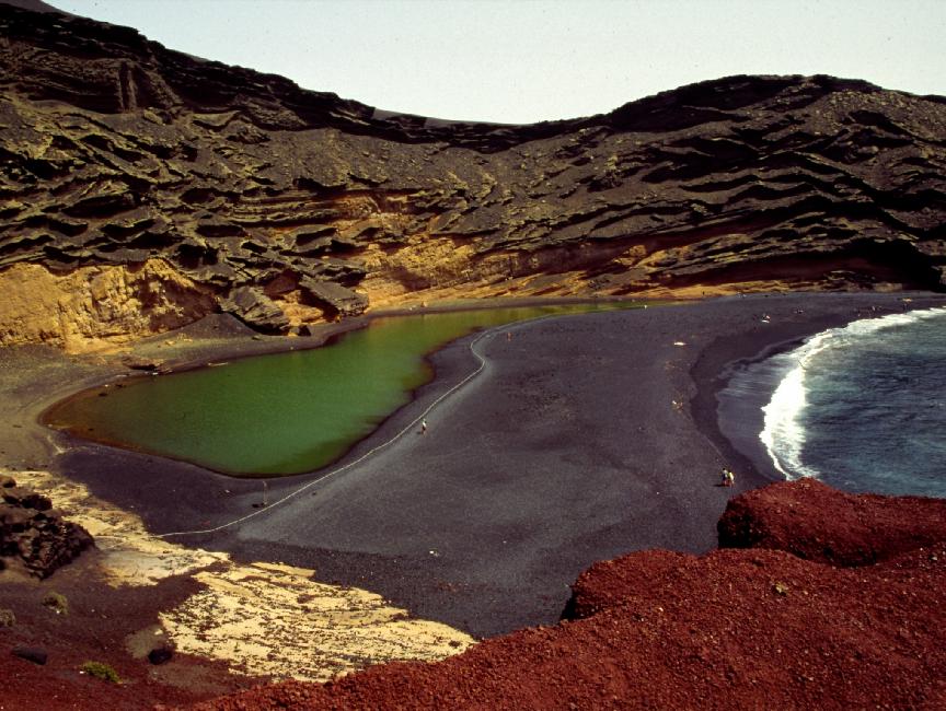 Sud Ouest de Lanzarote : vue sur la lagune verte (El Golfo) 