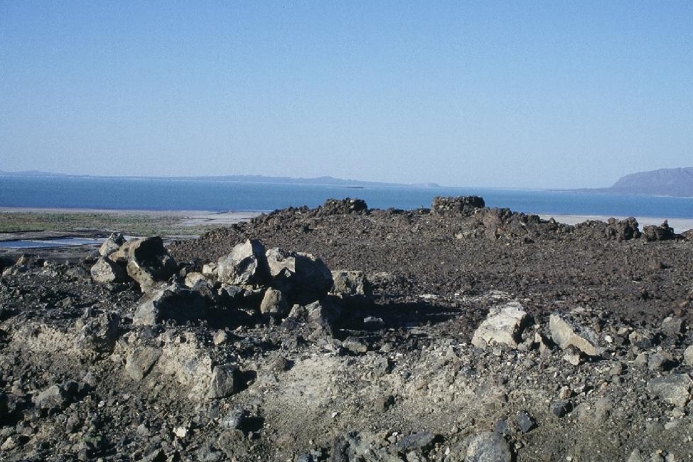 Vue sur le lac (salé) d'Afdera