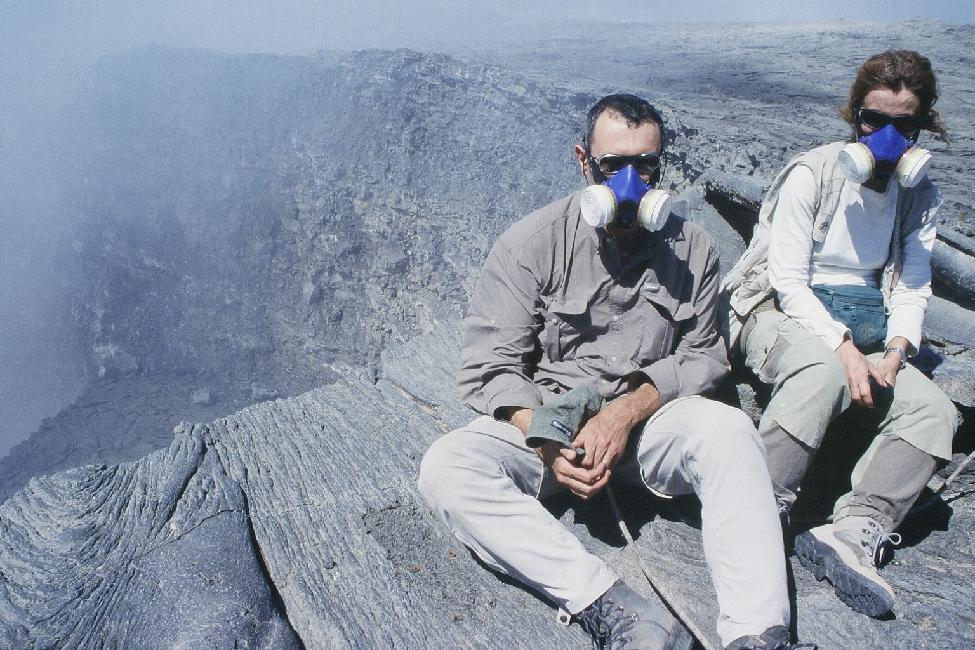 Le port du masque à gaz est souvent obligatoire