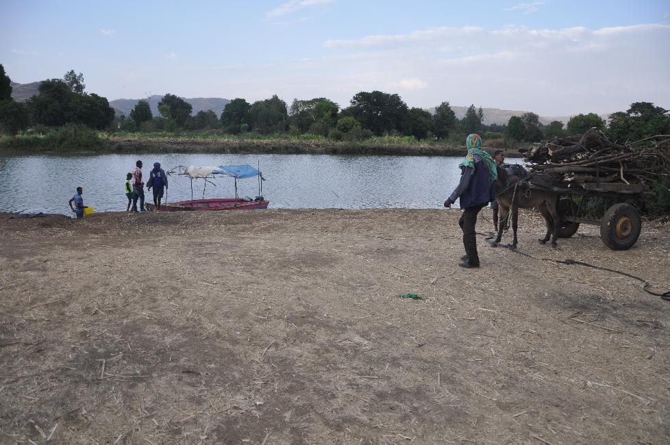 Traversée du Nil en amont des chutes