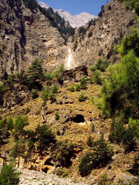 Nous approchons de la sortie : le soleil réapparaît