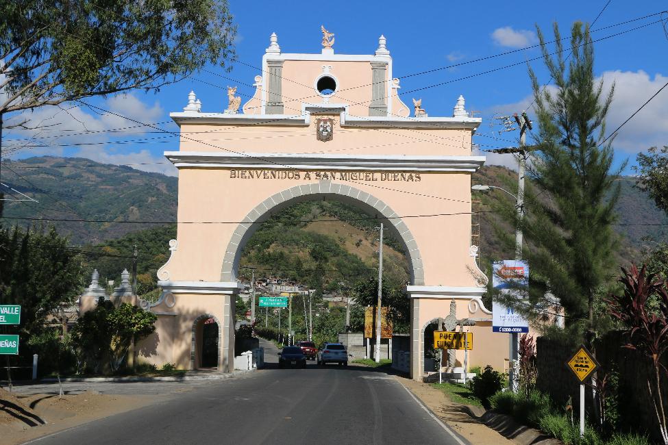 La porte de San Miguel de las Duenas