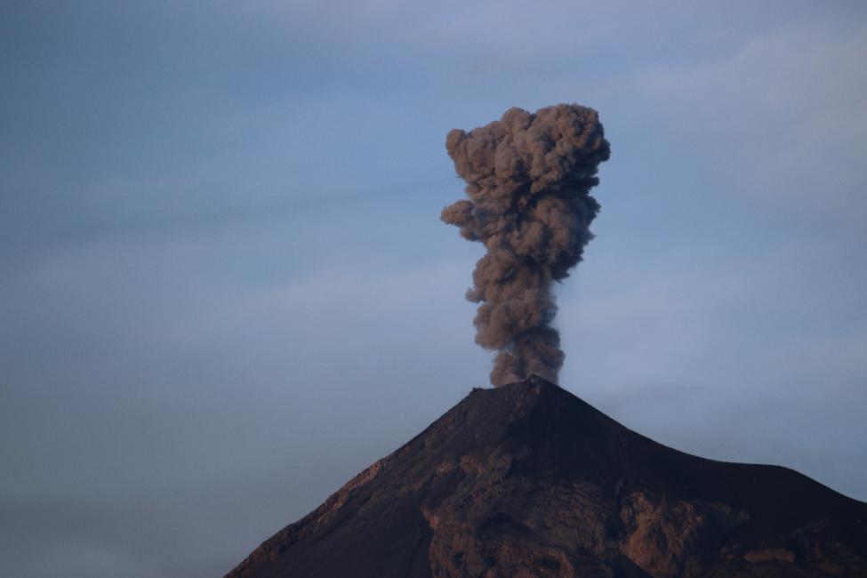 Le volcan, depuis Ciudad Vieja