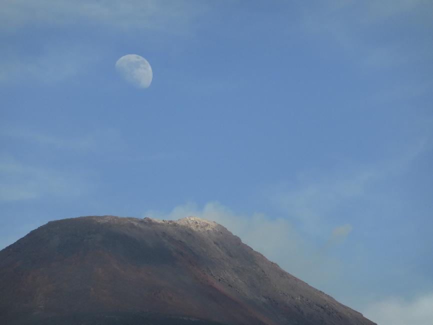 Le Pacaya a rendez-vous avec la lune
