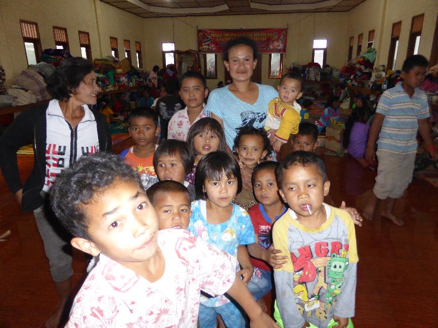 Un des centres de réfugiés de Berastagi