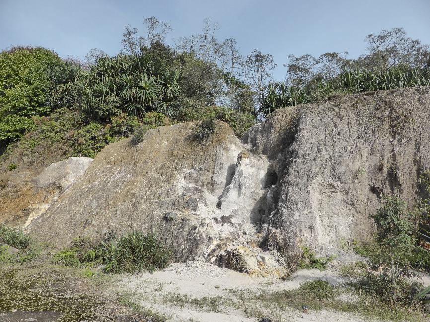 Dépots friables, le long du chemin