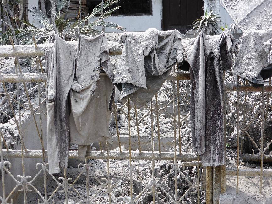 En fait, le linge était en train de sécher !