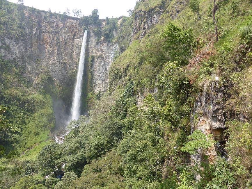 Cascade de Sipiso Piso