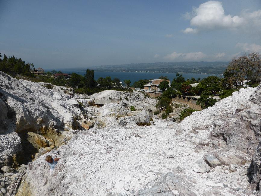 Sources chaudes de Pangururan