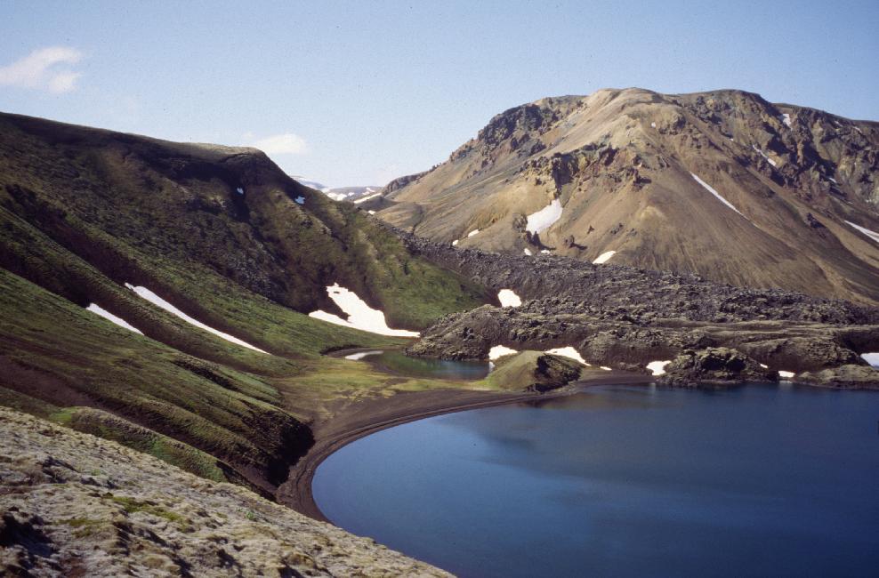 Lac Frostestatavadn, à l'entrée du Landmannalaugar 
