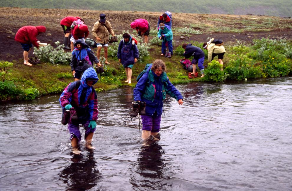 Parc naturel d'Asbyrgi : traversée du gué 