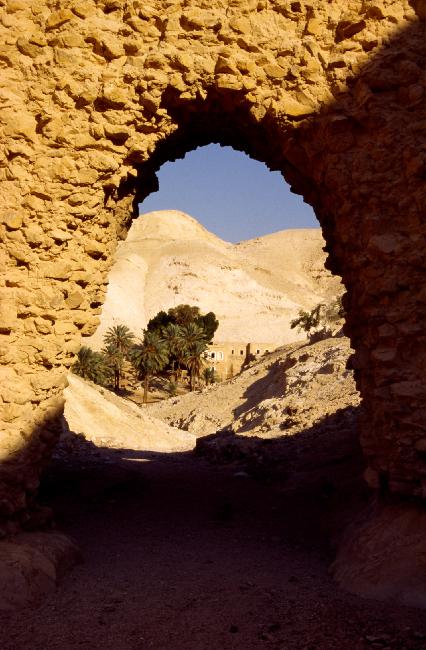 Arche de pierre, à l'embranchement du canal de Jéricho